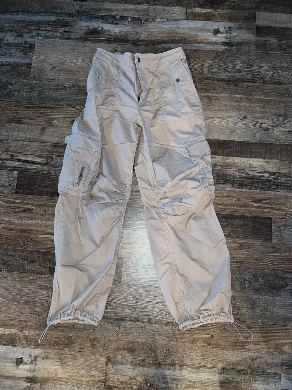 Abercrombie & Fitch Women's Khaki Utility Cargo Joggers